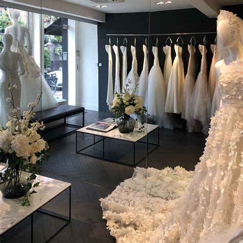 Bridal Boutique .